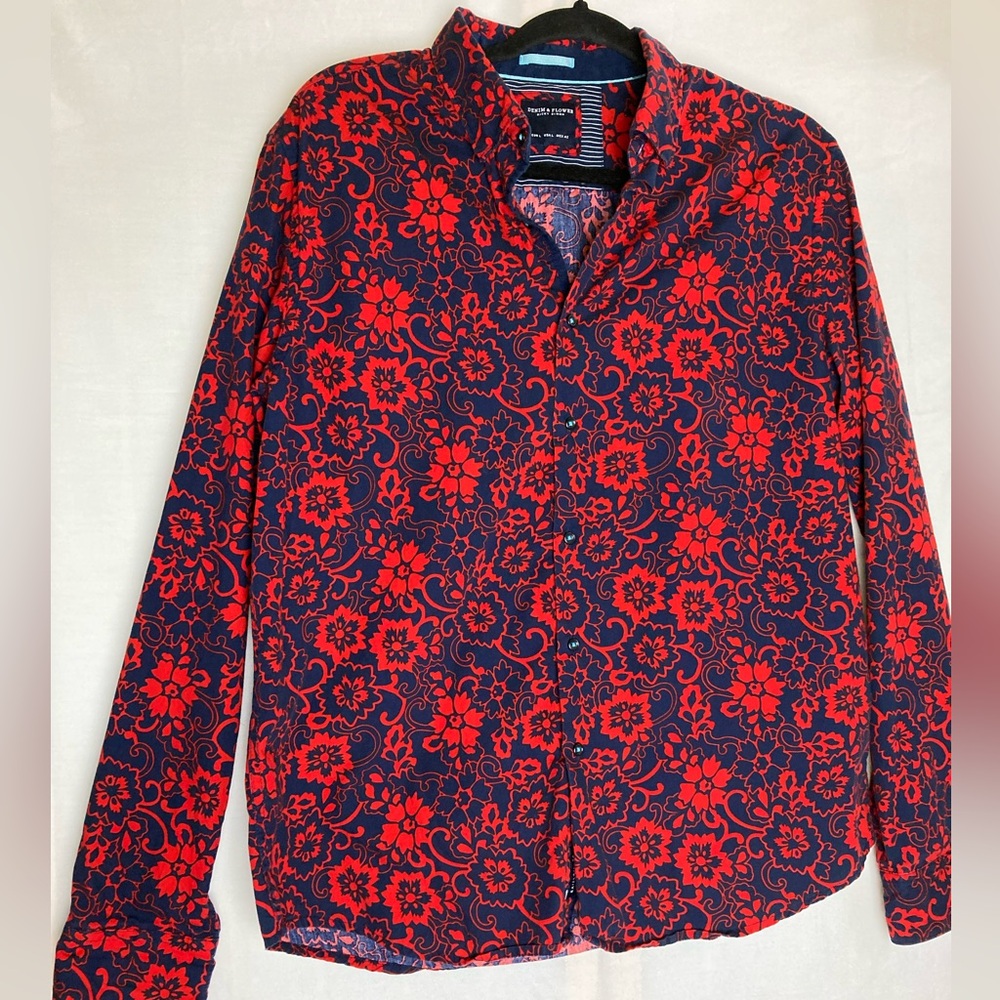Denim & Flower Red Floral Button Down Shirt - Picture 2 of 10